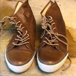 NEVER WORN BEFORE FRYE LEATHER SNEAKERS!